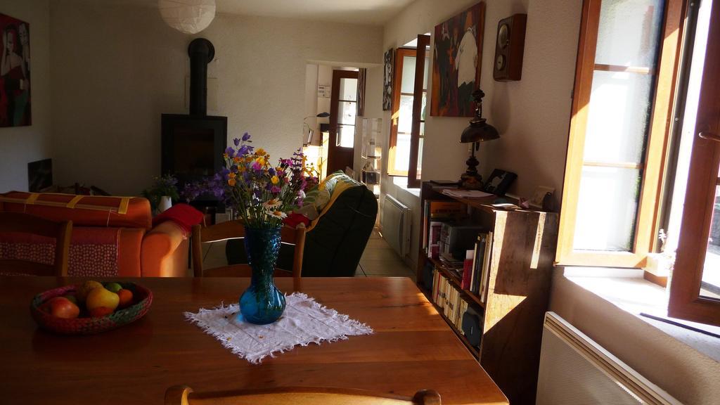 La Chouette A L'Heure Du Pinson Panzió Saint-Pierre-d'Entremont  Kültér fotó